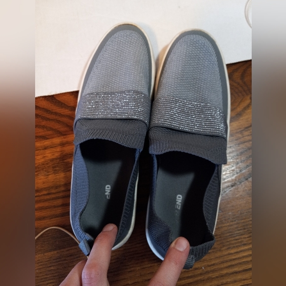 Lands End Casual Gray Slip On Sneakers Womens Size 11 B - Picture 6 of 8